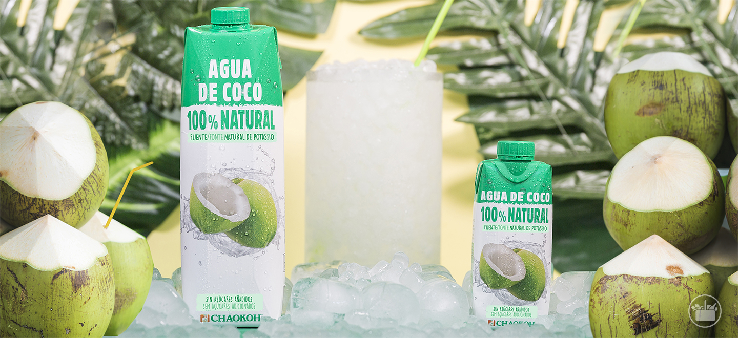 Experimente a nossa Água de Coco 100% natural, a bebida mais refrescante do verão. Sem conservantes nem açúcares adicionados.  