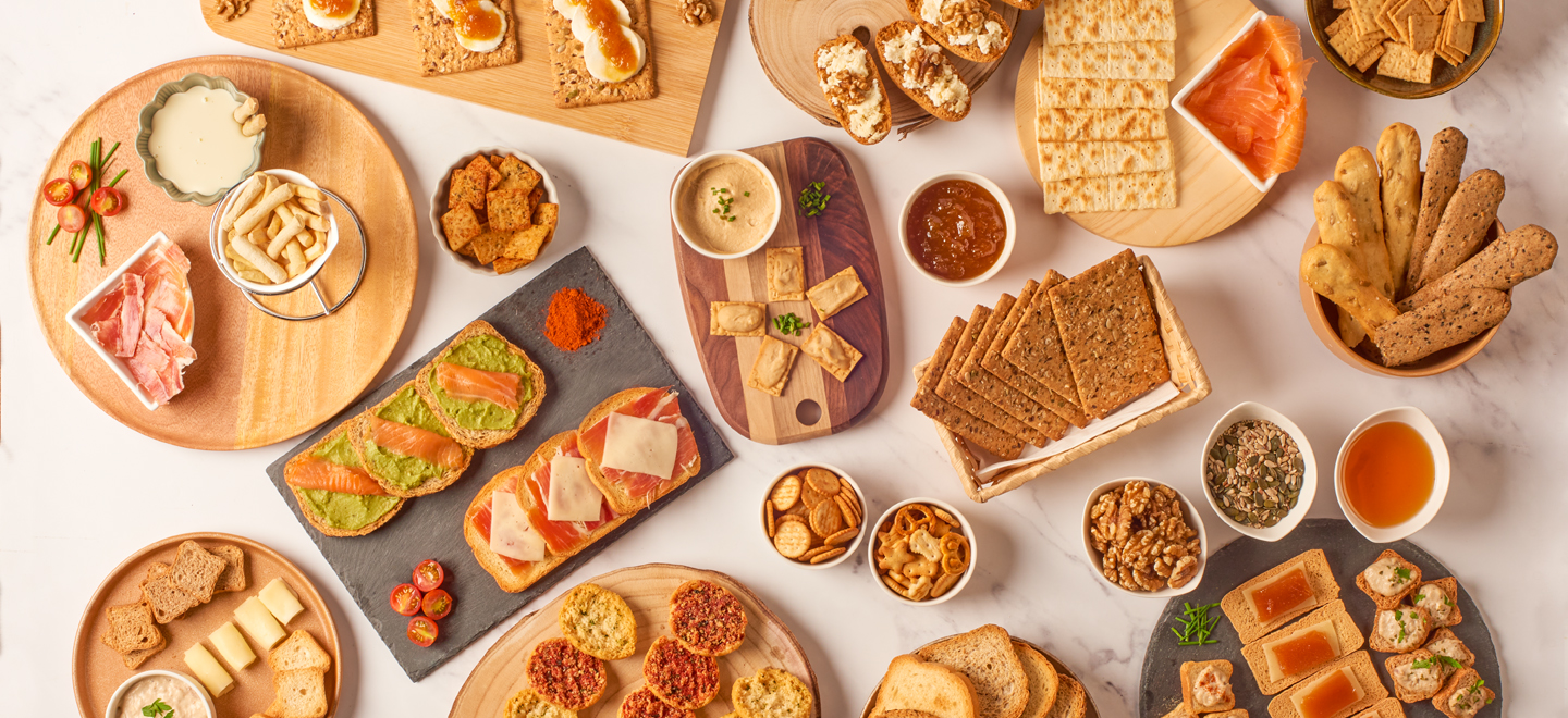 Descubra a nossa variedade de Tostas, Crackers e Snacks de Pão! 