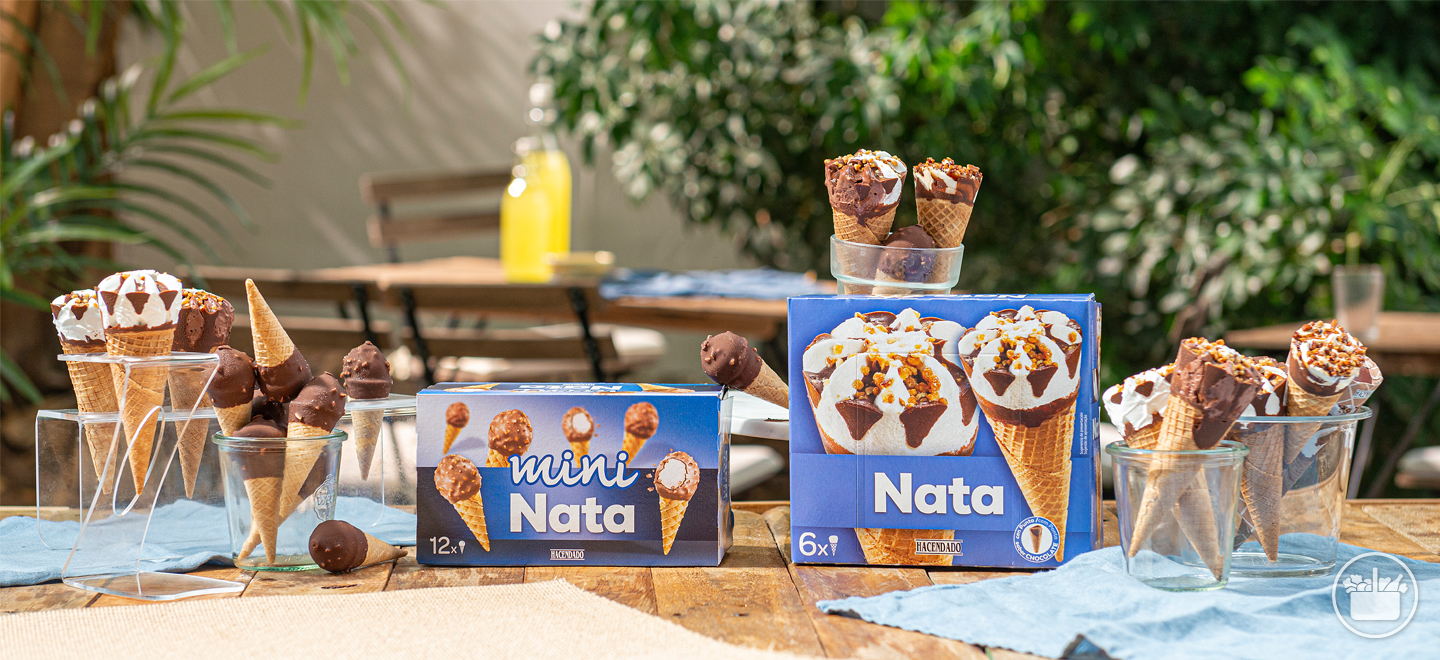 Experimente os nossos gelados de cone médio, disponíveis em 3 sabores irresistíveis. 