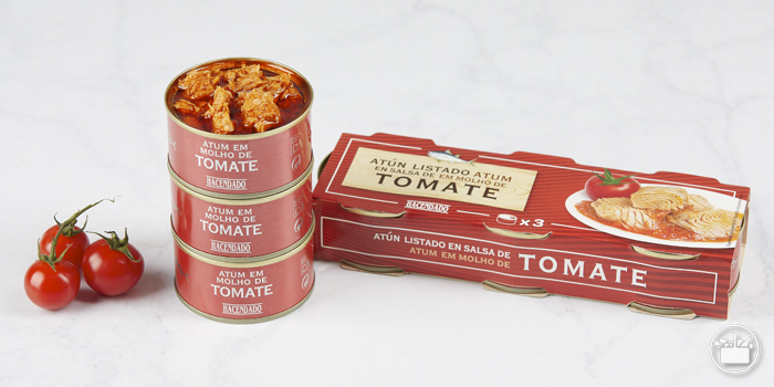 Com Atum em Molho de Tomate: Sanduíche de Atum.