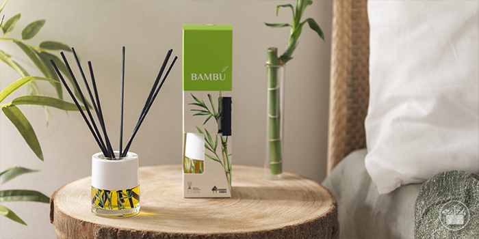 Bambu, com notas olfativas cítricas e chá verde.
