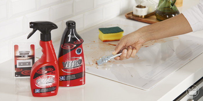 Deixe sua cozinha impecável com nossos produtos de limpeza!