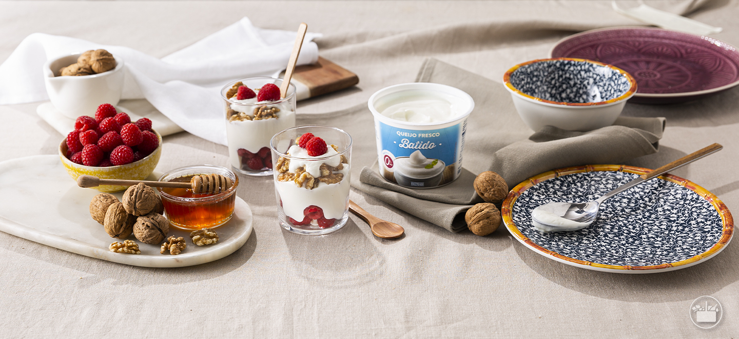 O Queijo batido é um bom substituto dos iogurtes tradicionais, com menos calorias e mais valor nutritivo.